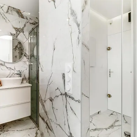 Caraibes Heliopolis Naturiste *