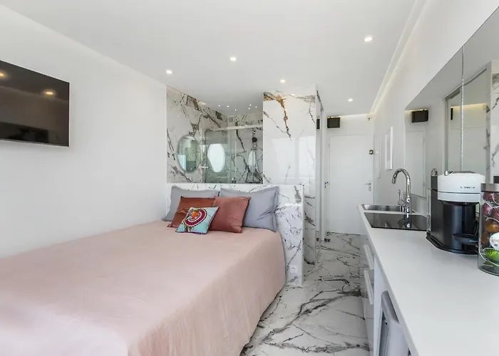 아파트 Caraibes Heliopolis Naturiste