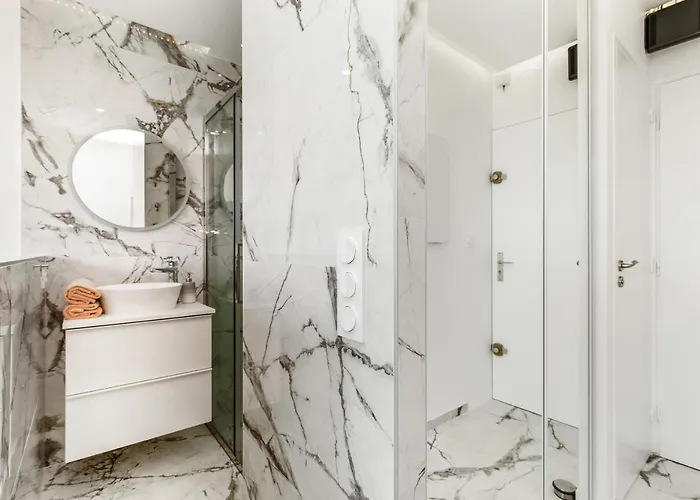 Caraibes Heliopolis Naturiste *